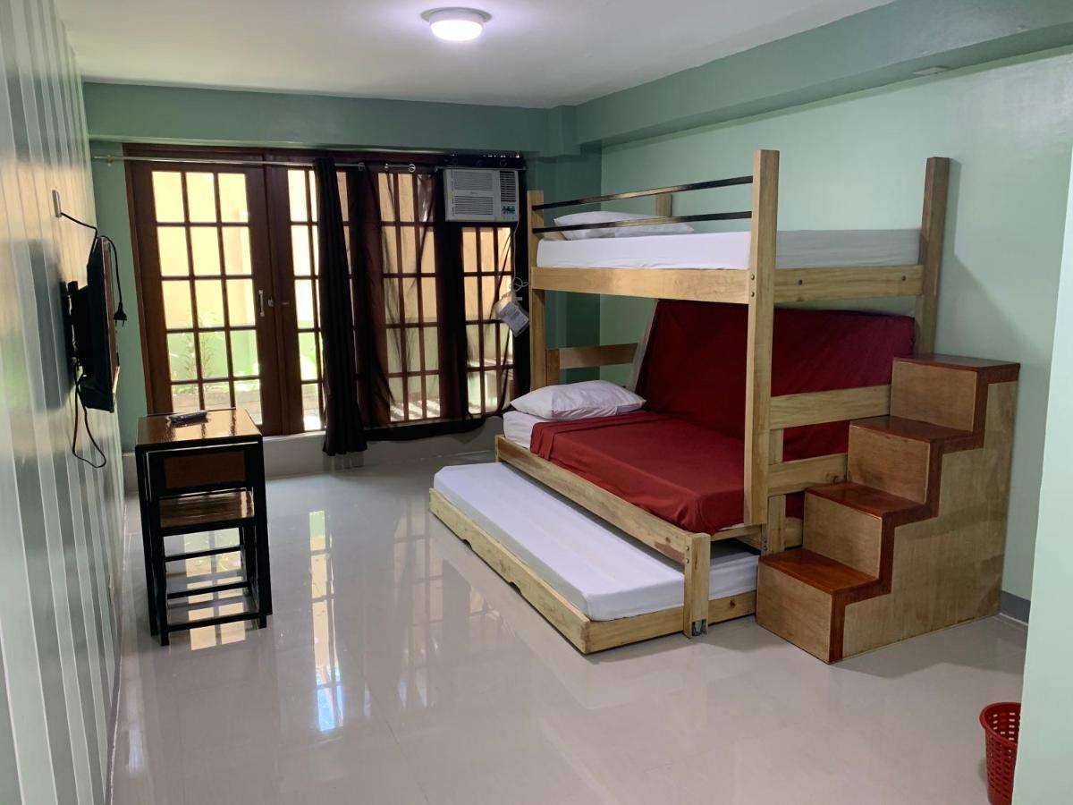 Beinte Singko De Marso Apartments Candon 외부 사진