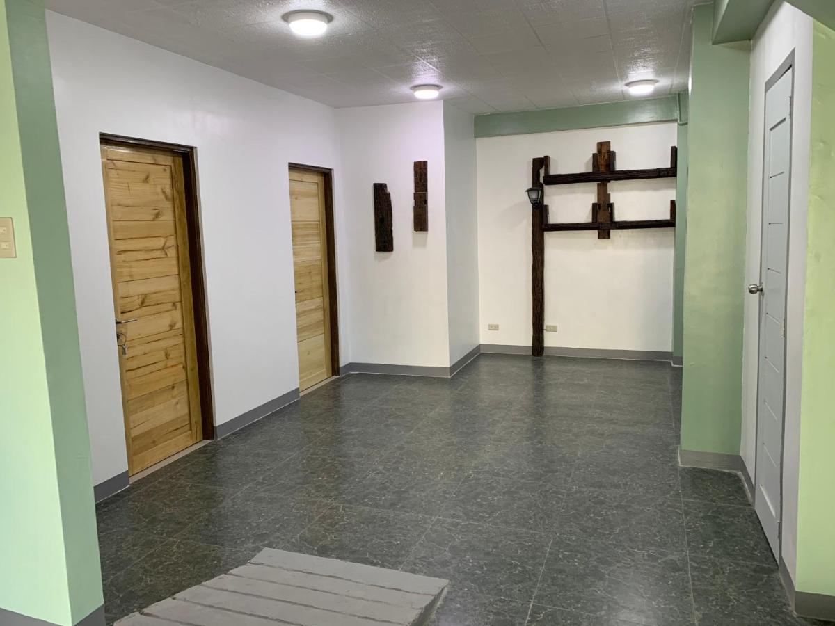 Beinte Singko De Marso Apartments Candon 외부 사진