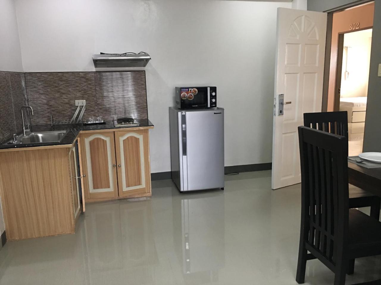 Beinte Singko De Marso Apartments Candon 외부 사진