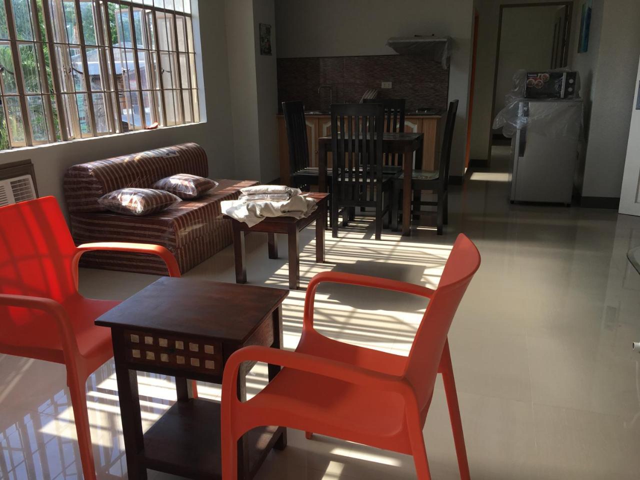 Beinte Singko De Marso Apartments Candon 외부 사진