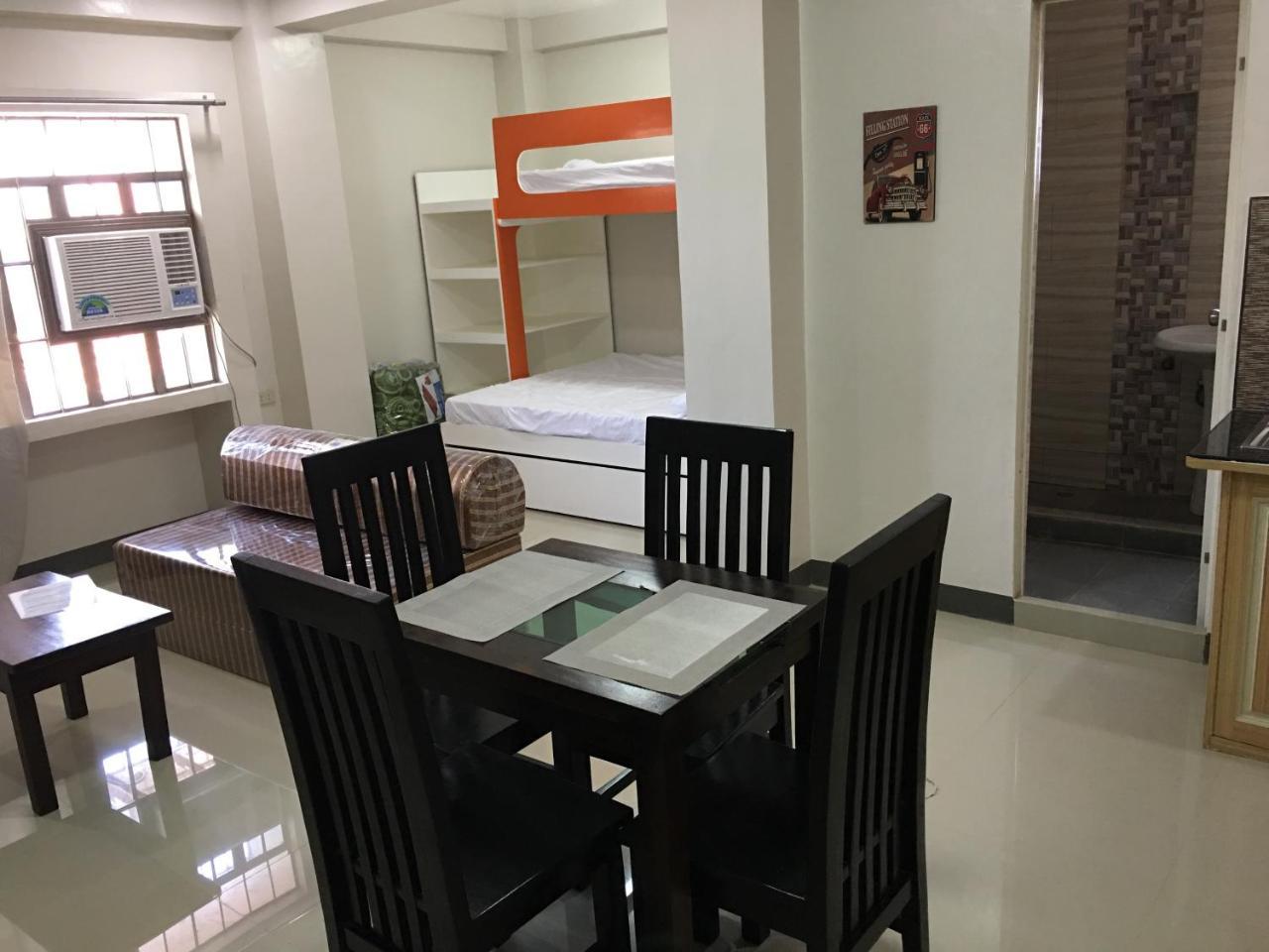 Beinte Singko De Marso Apartments Candon 외부 사진