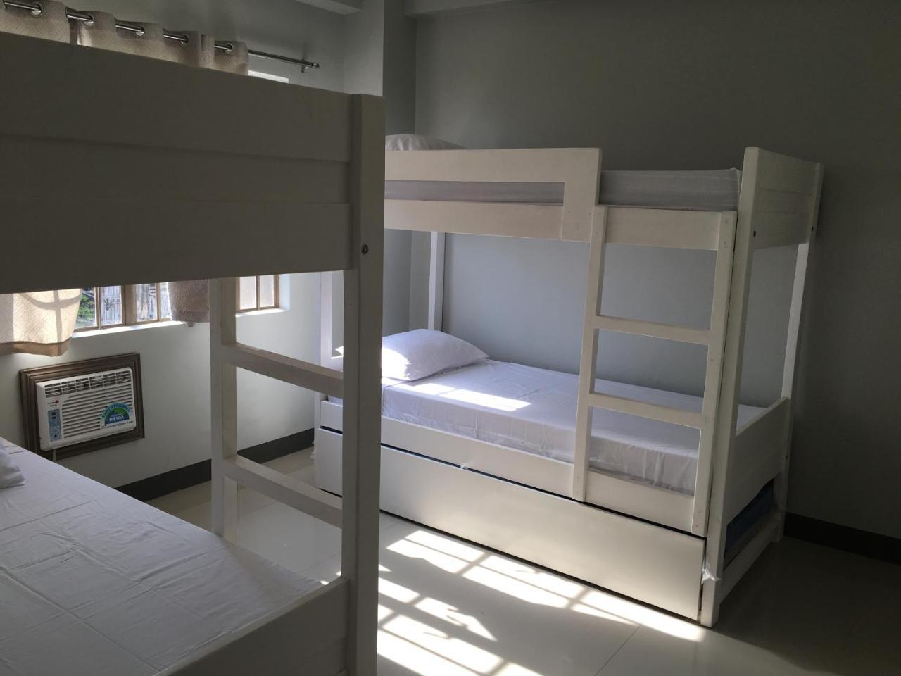 Beinte Singko De Marso Apartments Candon 외부 사진