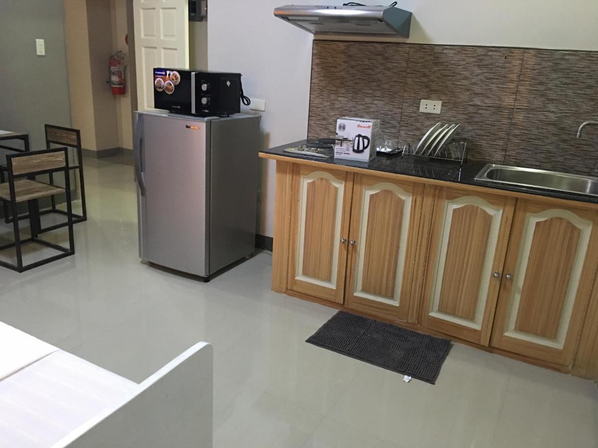 Beinte Singko De Marso Apartments Candon 외부 사진