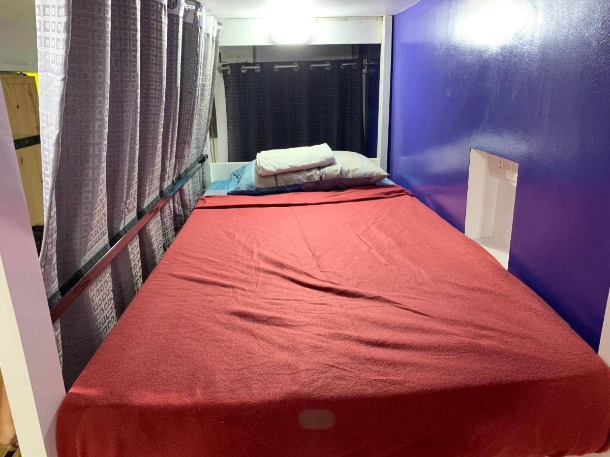 Beinte Singko De Marso Apartments Candon 외부 사진